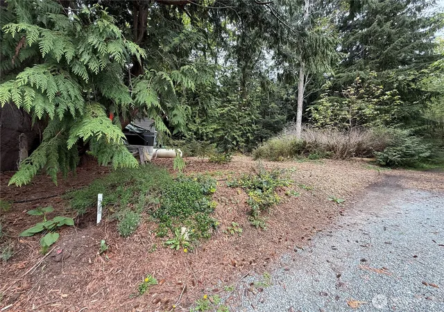 Photo 4 of Land for sale at 4408 Anaco Beach Rd, Anacortes, WA 98221 | MLS# NWM2512491 | Listing updated on 2026-09-21
