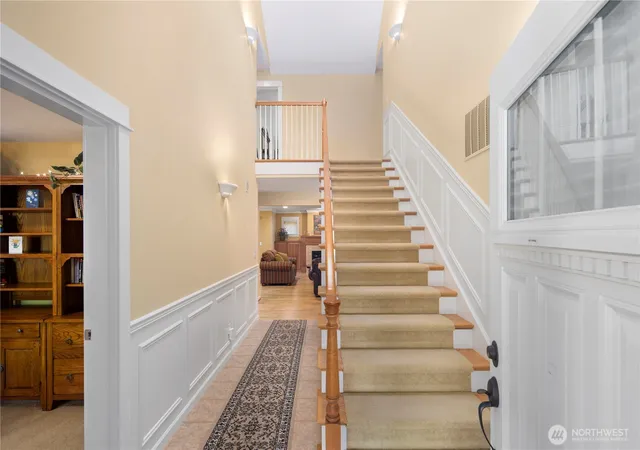 Photo 4 of Single family home for sale at 981 E Lakeshore Dr, Allyn, WA 98524 | MLS# NWM2512630 | Listing updated on 2026-09-21