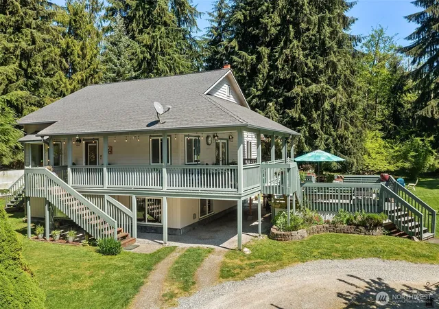 Photo 3 of Single family home for sale at 27428 97th Avenue Sw, Vashon, WA 98070 | MLS# NWM2512682 | Listing updated on 2026-09-28