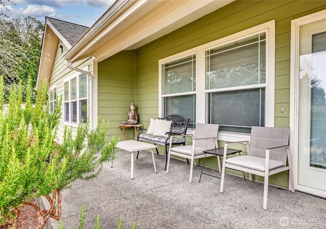 Photo 3 of Single family home for sale at 2560 Ne William E Sutton Rd, Bremerton, WA 98311 | MLS# NWM2512860 | Listing updated on 2026-09-21
