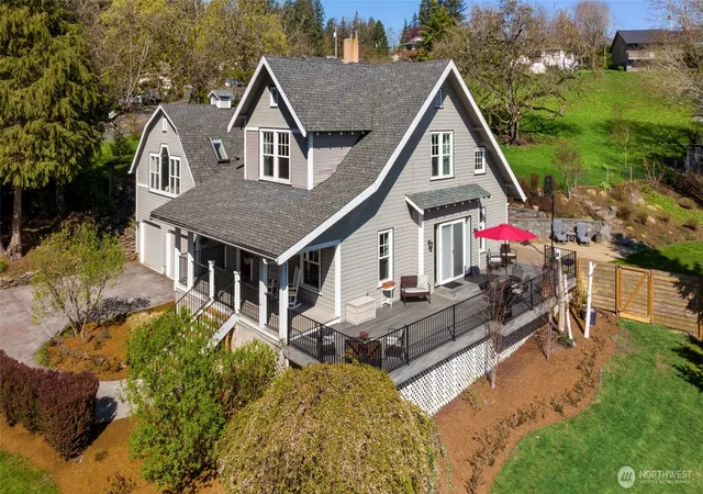 Photo 3 of Single family home for sale at 602 Nw 18th Loop, Camas, WA 98607 | MLS# NWM2512873 | Listing updated on 2026-10-15