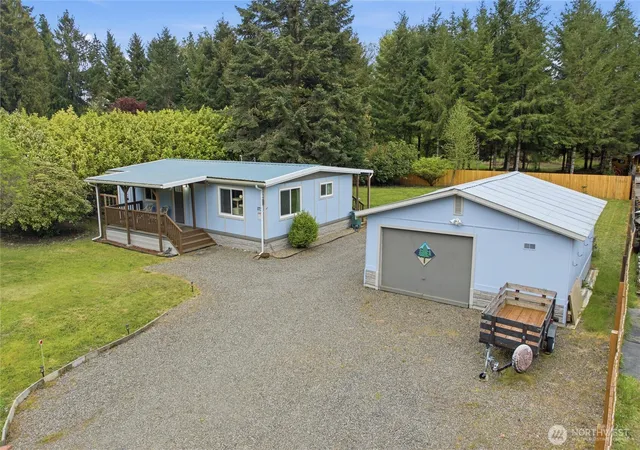 Photo 1 of Sale Pending at 173 Riverview Dr, Castle Rock, WA 98611 | MLS# NWM2512893 | Listing updated on 2026-09-25