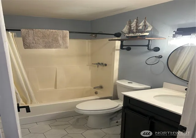 Photo 4 of House for sale at 10133 Patterson St S, Tacoma, WA 98444 | MLS# NWM2512903 | Listing updated on 2026-09-21