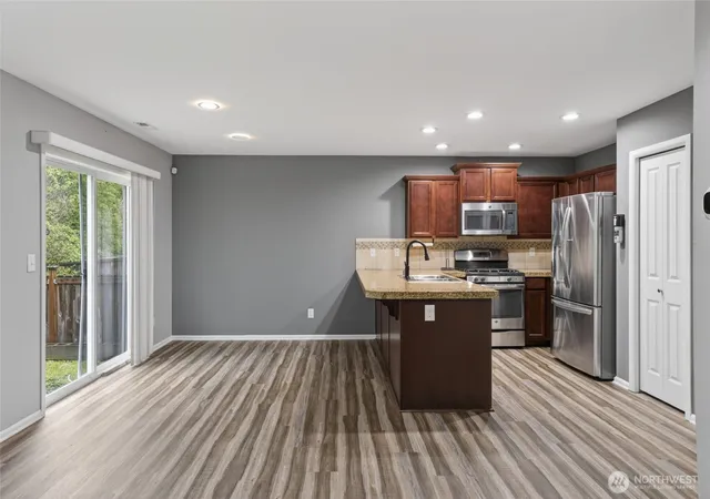 Photo 3 of Single family home for sale at 4224 E T St, Tacoma, WA 98404 | MLS# NWM2512907 | Listing updated on 2026-09-21