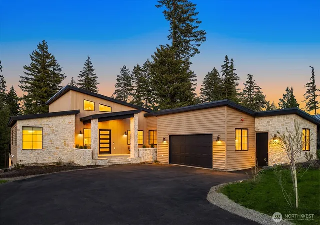 Photo 2 of Single family home for sale at 110 Kokanee Loop, Cle Elum, WA 98922 | MLS# NWM2512930 | Listing updated on 2026-09-21