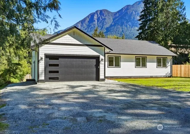 Photo 1 of Sale Pending at 44421 Pine Rd, Gold Bar, WA 98251 | MLS# NWM2512942 | Listing updated on 2026-09-25