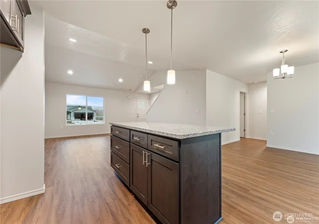 Photo 3 of Sale Pending at 901 La Vista Dr, Warden, WA 98857 | MLS# NWM2513055 | Listing updated on 2026-09-25