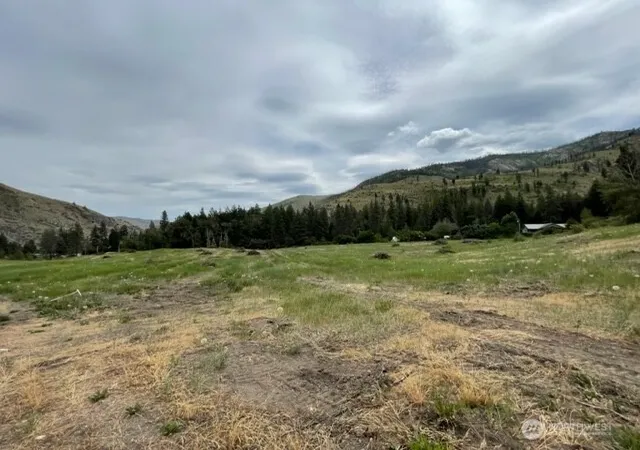 Photo 1 of Land for sale at 4 Lot 4 Black Cyn Rd, Pateros, WA 98846 | MLS# NWM2513104 | Listing updated on 2026-09-21