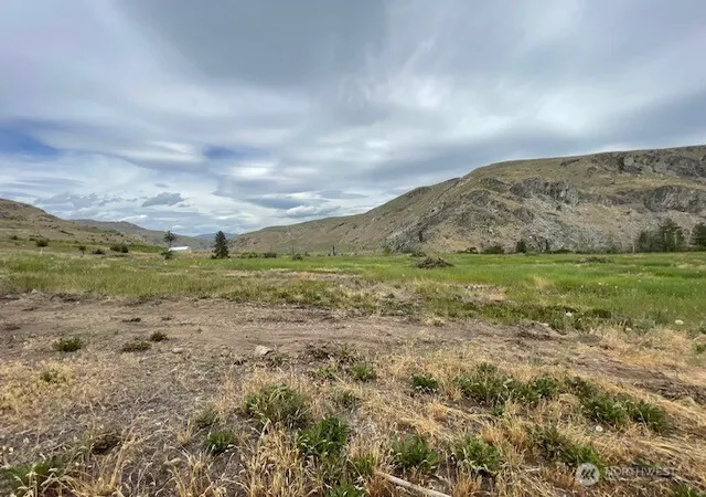 Photo 3 of Land for sale at 4 Lot 4 Black Cyn Rd, Pateros, WA 98846 | MLS# NWM2513104 | Listing updated on 2026-09-21