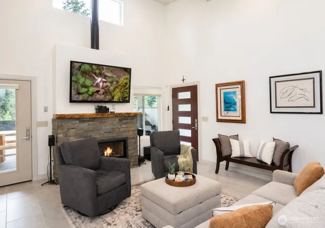 Photo 3 of Sale Pending at 216 Huckleberry Hl Dr, Port Angeles, WA 98363 | MLS# NWM2513111 | Listing updated on 2026-09-29