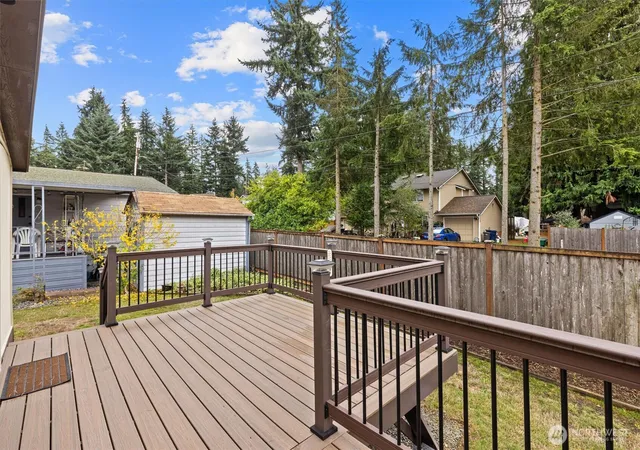 Photo 3 of Manufactured home for sale at 620 112th Street SE #23, Everett, WA 98208 | MLS# NWM2513136 | Listing updated on 2026-09-30