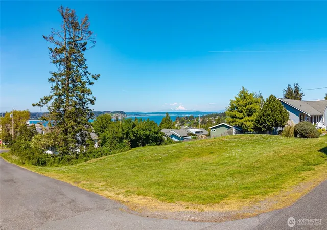 Photo 3 of Land for sale at 0 Center St Ne, Coupeville, WA 98239 | MLS# NWM2513196 | Listing updated on 2026-09-21