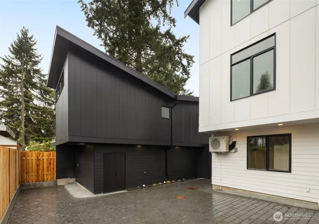 Photo 2 of Townhouse for sale at 14035 Densmore Ave N, Seattle, WA 98133 | MLS# NWM2513298 | Listing updated on 2026-10-01