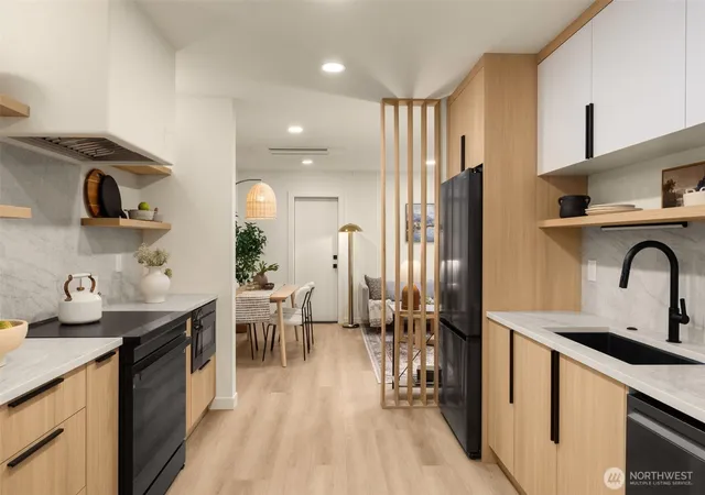 Photo 4 of Townhouse for sale at 14035 Densmore Ave N, Seattle, WA 98133 | MLS# NWM2513298 | Listing updated on 2026-10-01