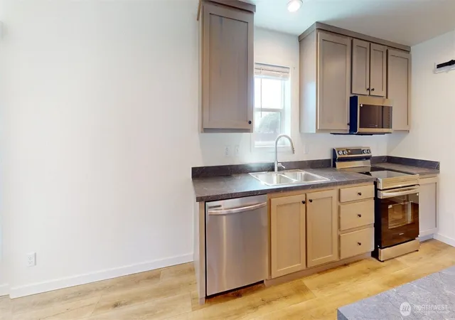 Photo 4 of Sale Pending at 6 Nomak, Omak, WA 98841 | MLS# NWM2513461 | Listing updated on 2026-09-25