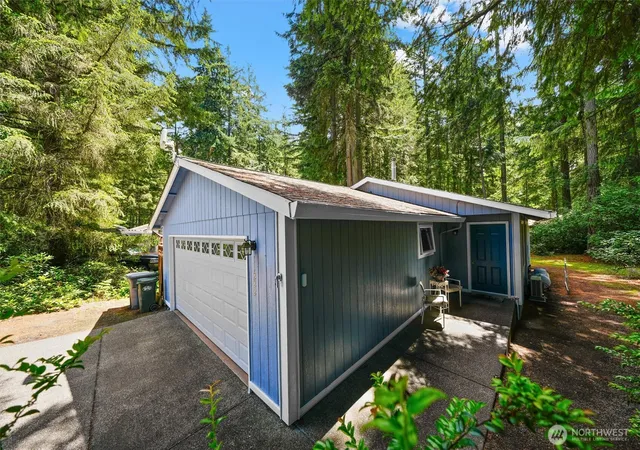 Single family home for sale at 11222 Country Clb Pl, Anderson Island, WA 98303 | MLS# NWM2513550