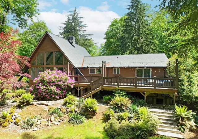 Photo 1 of Sale Pending at 28539 Ne Tolt Hl Rd, Carnation, WA 98014 | MLS# NWM2513571 | Listing updated on 2026-08-24