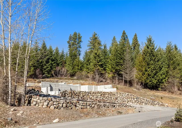 Photo 4 of Land for sale at 320 Tired Crk Ln, Cle Elum, WA 98922 | MLS# NWM2513581 | Listing updated on 2026-09-21