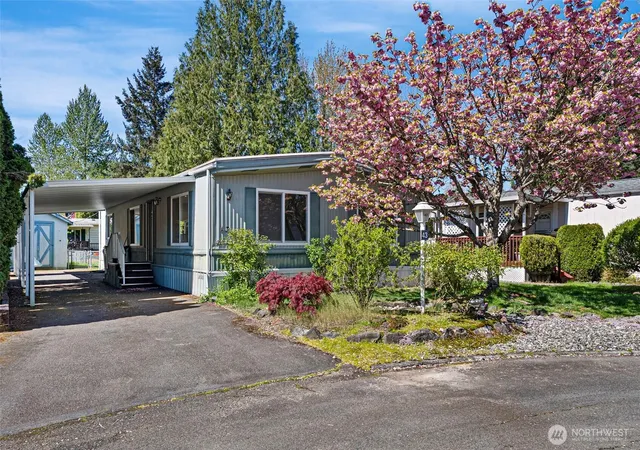 Manufactured home for sale at 2200 196th Street SE #43, Bothell, WA 98012 | MLS# NWM2513666