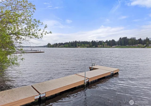 Photo 3 of Single family home for sale at 5315 Klipsun Ln Sw, Olympia, WA 98512 | MLS# NWM2513668 | Listing updated on 2026-09-21