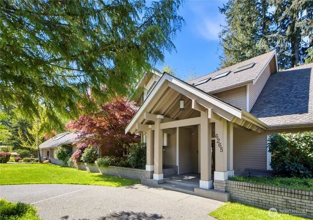Photo 3 of Mansion for sale at 6265 160th Avenue Se, Bellevue, WA 98006 | MLS# NWM2513689 | Listing updated on 2026-09-21