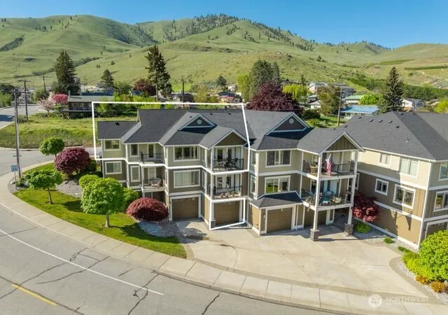 Photo 1 of Single family home for sale at 230 E Furnham Ave #C3, Chelan, WA 98816 | MLS# NWM2513690 | Listing updated on 2026-09-20