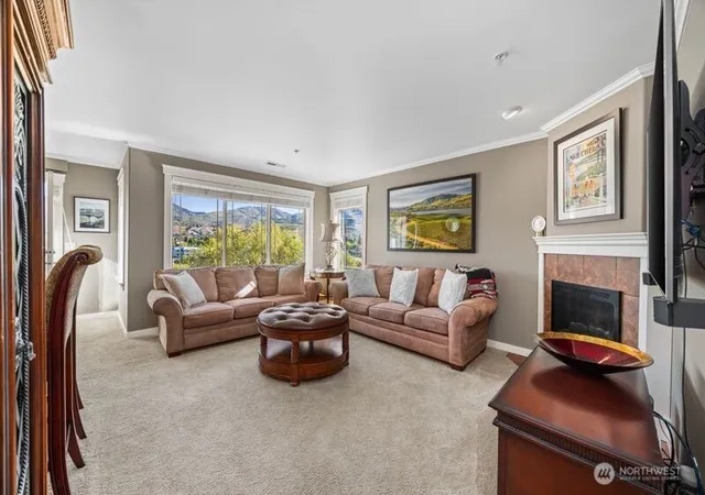 Photo 3 of Condo for sale at 230 E Furnham Ave #C3, Chelan, WA 98816 | MLS# NWM2513690 | Listing updated on 2026-09-20