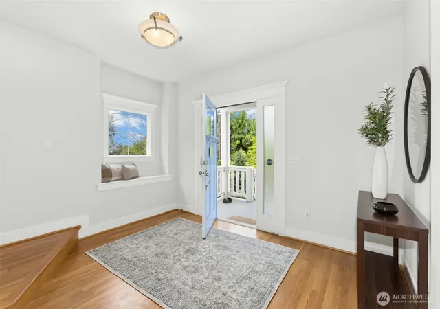 Photo 4 of Single family home for sale at 621 NE 77th Street, Seattle, WA 98115 | MLS# NWM2513723 | Listing updated on 2026-09-22