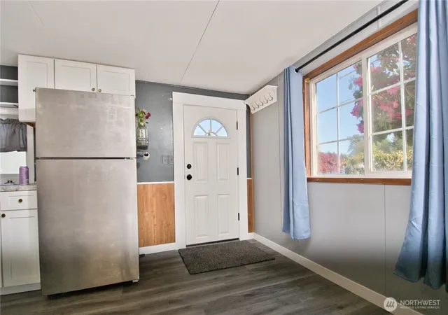 Photo 3 of Manufactured home for sale at 9900 Blomberg St Sw #9, Olympia, WA 98512 | MLS# NWM2513752 | Listing updated on 2026-09-29