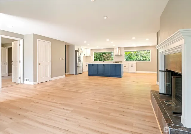 Photo 4 of Single family home for sale at 8001 Sapphire Dr SW, Lakewood, WA 98498 | MLS# NWM2513842 | Listing updated on 2026-09-21