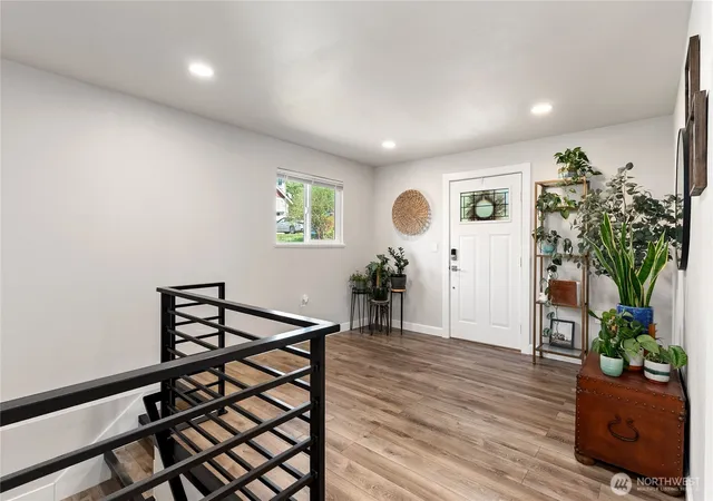 Photo 3 of Single family home for sale at 469 Hoquiam Ave Ne, Renton, WA 98059 | MLS# NWM2513907 | Listing updated on 2026-09-21
