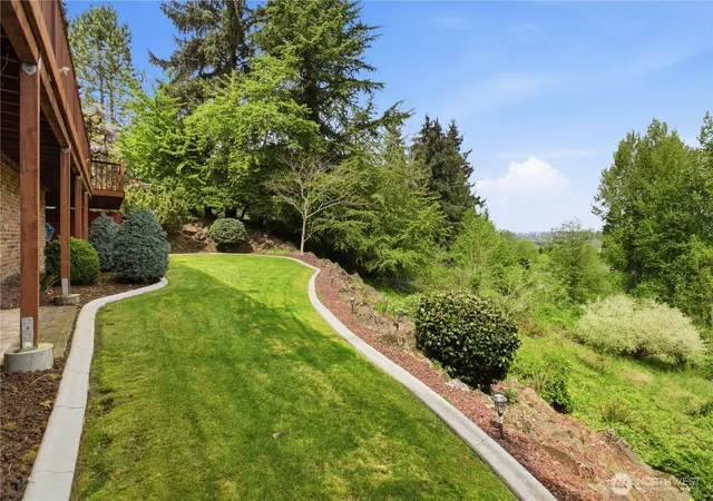 Photo 3 of Single family home for sale at 1243 25th Street Se, Puyallup, WA 98372 | MLS# NWM2513933 | Listing updated on 2026-09-26
