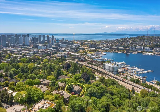Photo 3 of Sale Pending at 1188 Harvard Ave E #4, Seattle, WA 98102 | MLS# NWM2513949 | Listing updated on 2026-09-26
