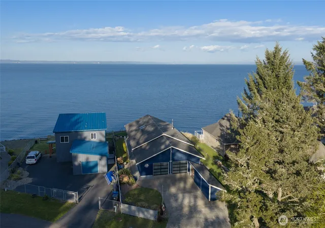 Photo 1 of Single family home for sale at 841 Bay View Ct Se, Ocean Shores, WA 98569 | MLS# NWM2514004 | Listing updated on 2026-09-21