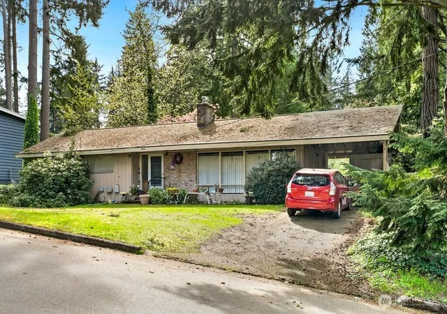 Photo 2 of Single family home for sale at 1605 153rd Avenue Se, Bellevue, WA 98007 | MLS# NWM2514009 | Listing updated on 2026-09-24