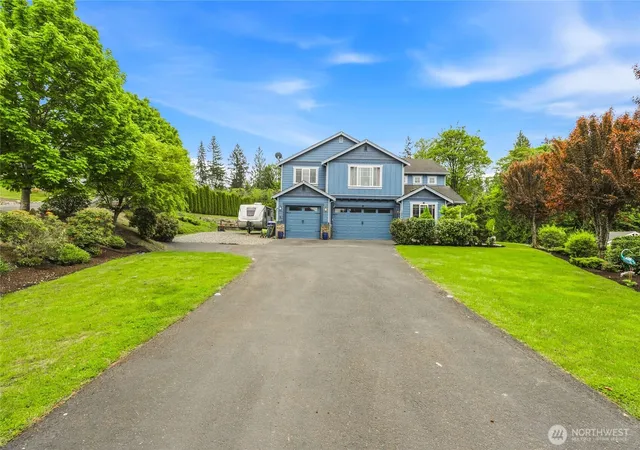 Photo 4 of Single family home for sale at 13732 3rd Street SE, Snohomish, WA 98290 | MLS# NWM2514065 | Listing updated on 2026-09-21