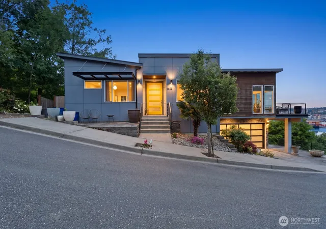 Photo 1 of Single family home for sale at 1422 Browns Point Blvd, Tacoma, WA 98422 | MLS# NWM2514088 | Listing updated on 2026-09-28