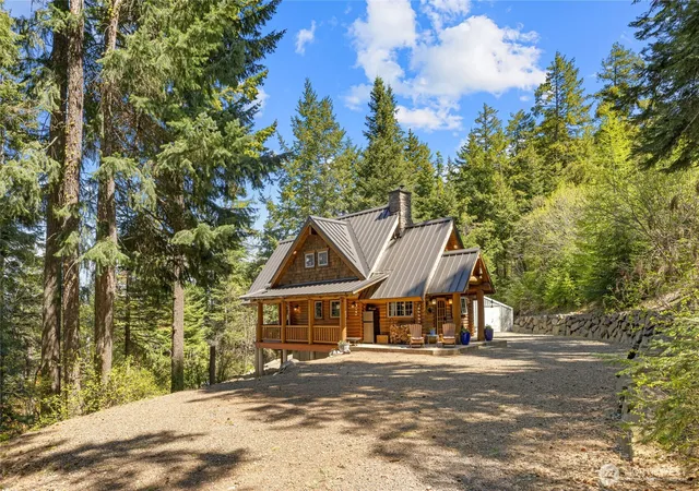 Photo 1 of Single family home for sale at 20 Skull Springs Rd, Cle Elum, WA 98922 | MLS# NWM2514114 | Listing updated on 2026-09-21