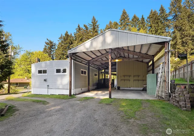 Photo 2 of Manufactured home for sale at 6037 Ne Blakely Ave, Bainbridge Island, WA 98110 | MLS# NWM2514186 | Listing updated on 2026-08-31