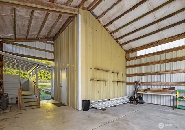 Photo 4 of Manufactured home for sale at 6037 NE Blakely Ave, Bainbridge Island, WA 98110 | MLS# NWM2514186 | Listing updated on 2026-08-31