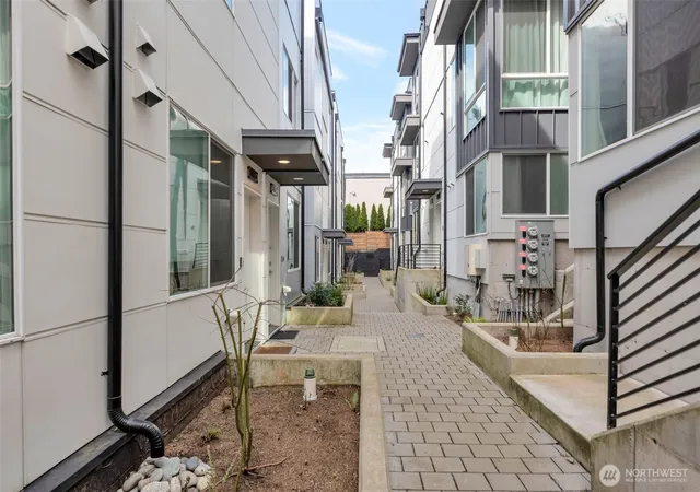 Photo 3 of Townhouse for sale at 3406 15th Avenue W #C, Seattle, WA 98119 | MLS# NWM2514272 | Listing updated on 2026-09-21