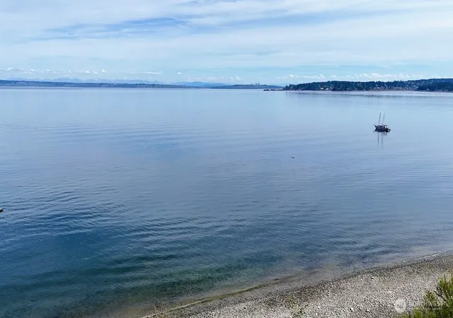 Photo 4 of Sale Pending at 18616 Angeline Ave NE, Suquamish, WA 98392 | MLS# NWM2514315 | Listing updated on 2026-09-25