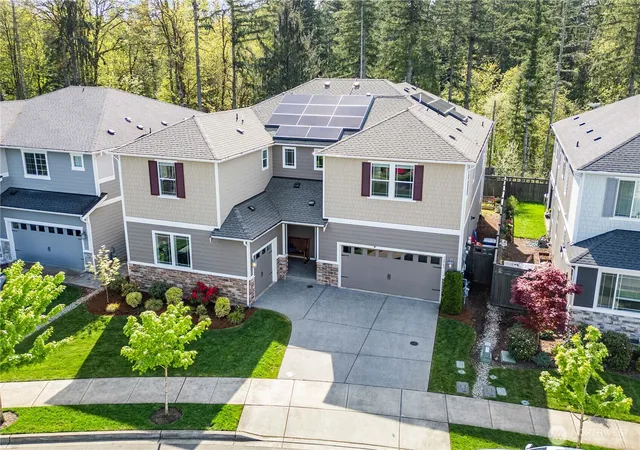 Single family home for sale at 32943 Ash Ave SE, Black Diamond, WA 98010 | MLS# NWM2514320