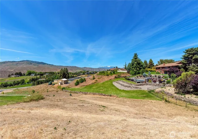 Photo 1 of Land for sale at 443 W Rolling Hills Ln, Wenatchee, WA 98801 | MLS# NWM2514340 | Listing updated on 2026-09-21
