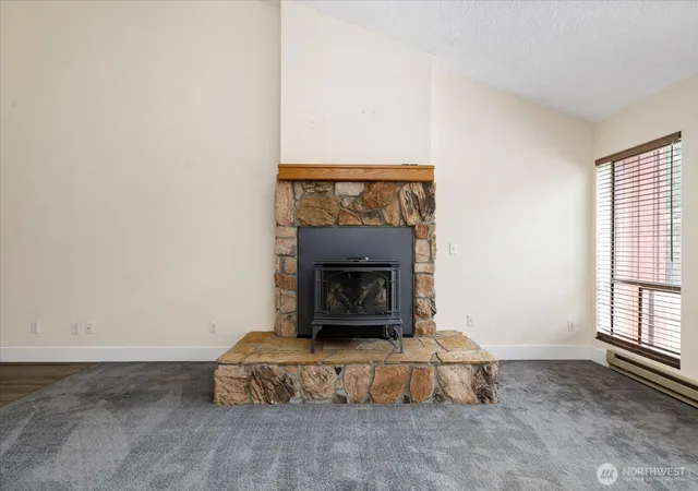 Photo 4 of Single family home for sale at 2190 Norcliffe Way, Oak Harbor, WA 98277 | MLS# NWM2514369 | Listing updated on 2026-09-21