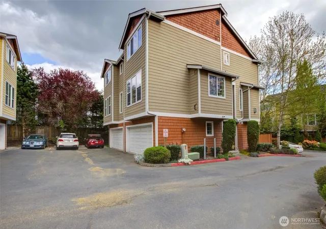 Photo 2 of Townhouse for sale at 11023 Se 240 Street #C2, Kent, WA 98031 | MLS# NWM2514404 | Listing updated on 2026-09-21