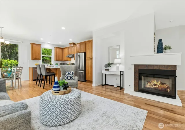 Photo 3 of Single family home for sale at 22920 Ne 132nd Place, Redmond, WA 98053 | MLS# NWM2514513 | Listing updated on 2026-10-02