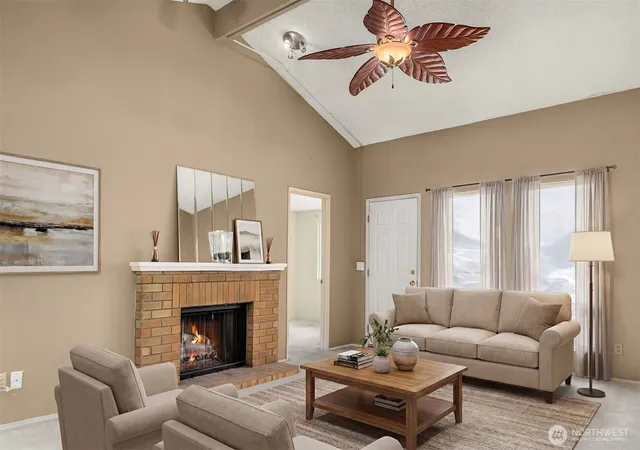 Condo for sale at 118 SW 116th Street #D32, Seattle, WA 98146 | MLS# NWM2514571
