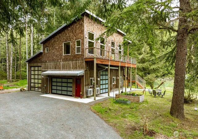 Photo 1 of Single family home for sale at 5287 Maxwelton Rd, Langley, WA 98260 | MLS# NWM2514590 | Listing updated on 2026-09-21