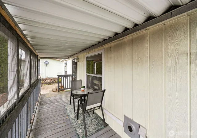 Photo 2 of Manufactured home for sale at 3611 I St Ne #266, Auburn, WA 98002 | MLS# NWM2514607 | Listing updated on 2026-09-24